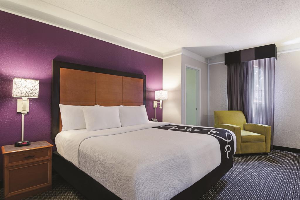Baymont By Wyndham Greenville Woodruff Rd Zewnętrze zdjęcie