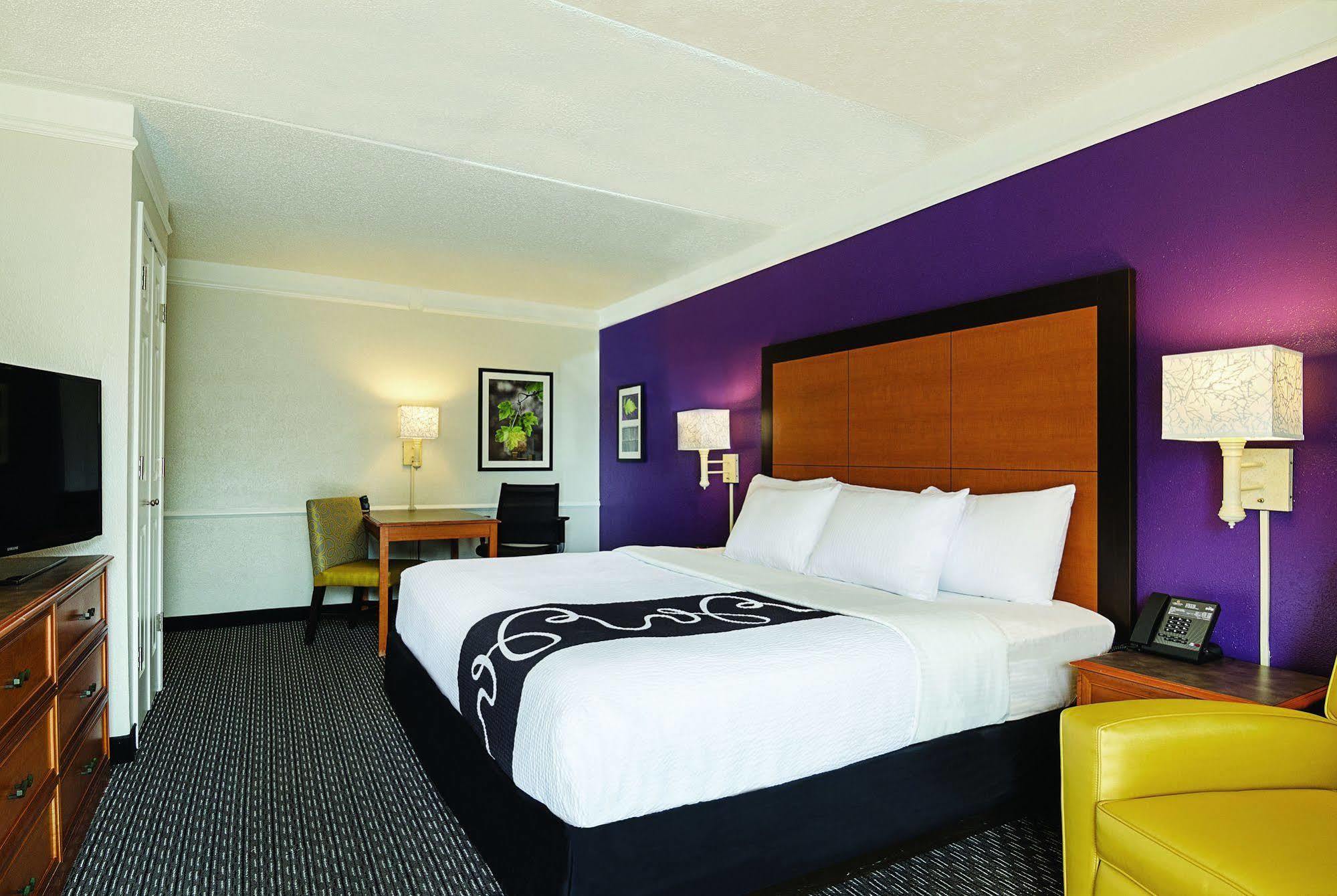 Baymont By Wyndham Greenville Woodruff Rd Zewnętrze zdjęcie
