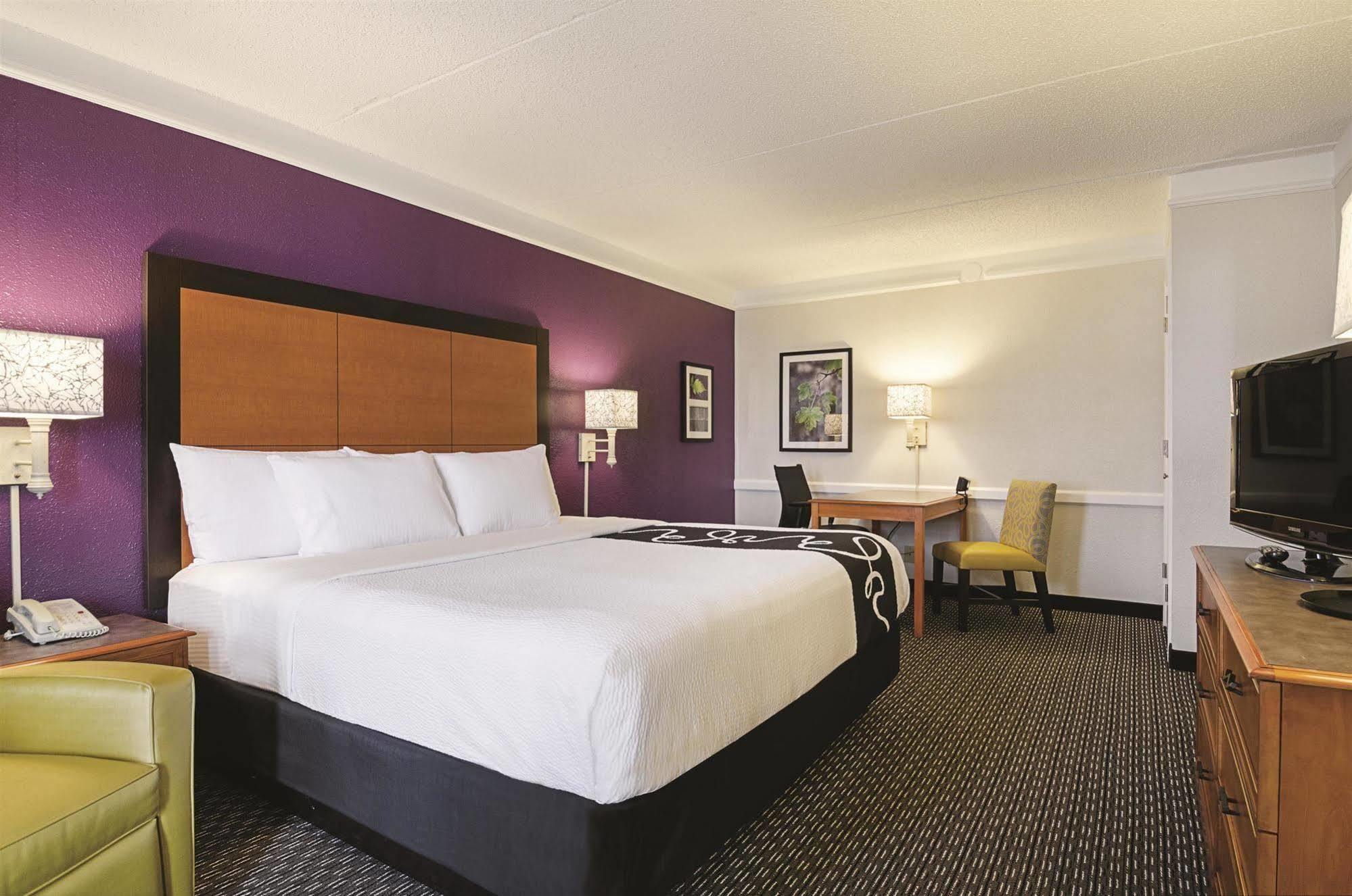 Baymont By Wyndham Greenville Woodruff Rd Zewnętrze zdjęcie