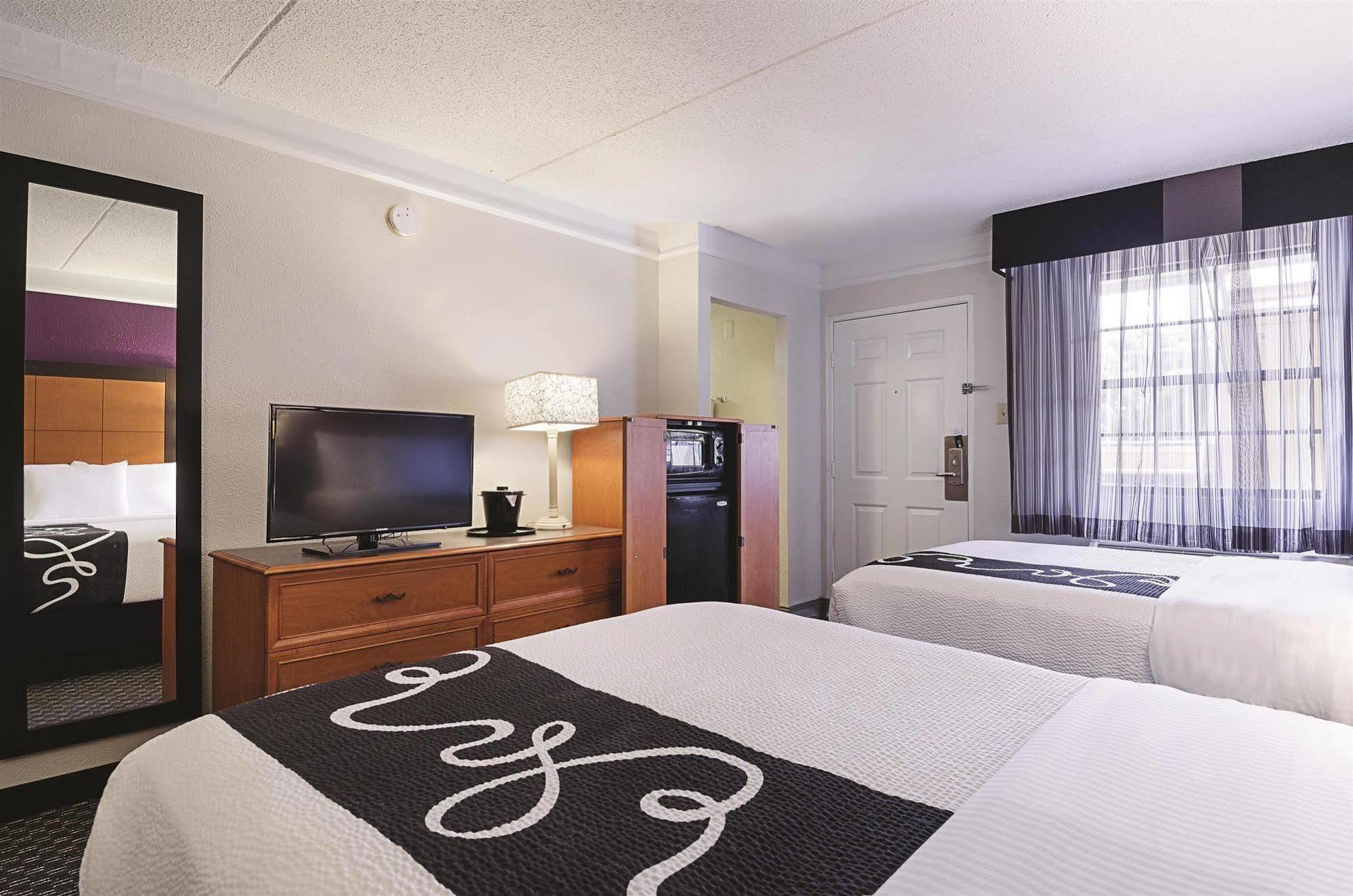 Baymont By Wyndham Greenville Woodruff Rd Zewnętrze zdjęcie